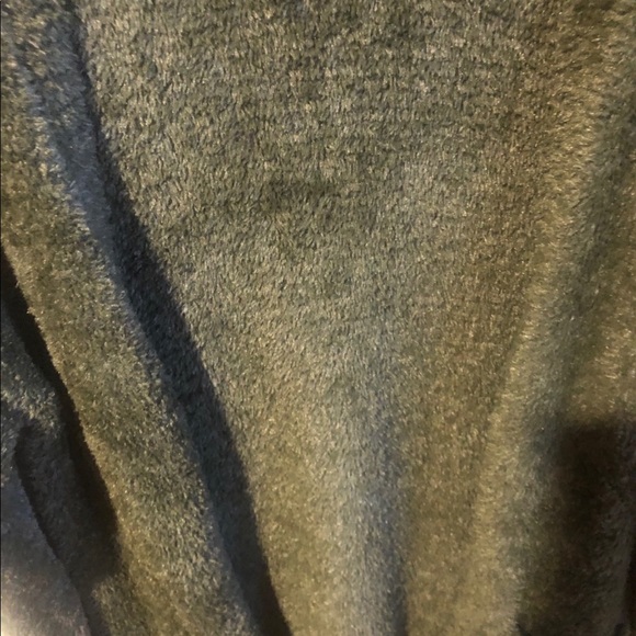 Fuzzy olive cardigan - Picture 3 of 6